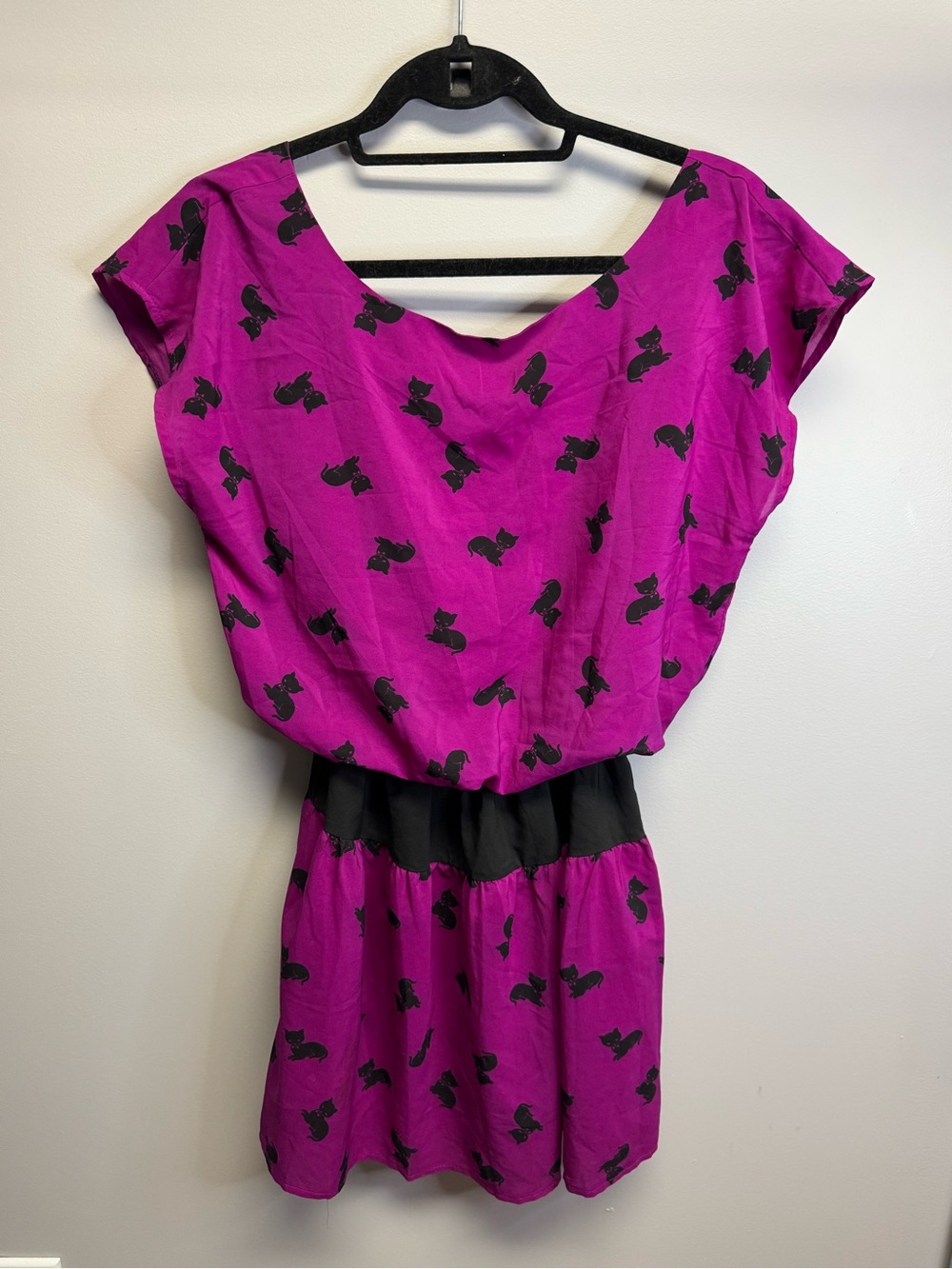 Adorable Magenta Mini Dress with Black Cat Print